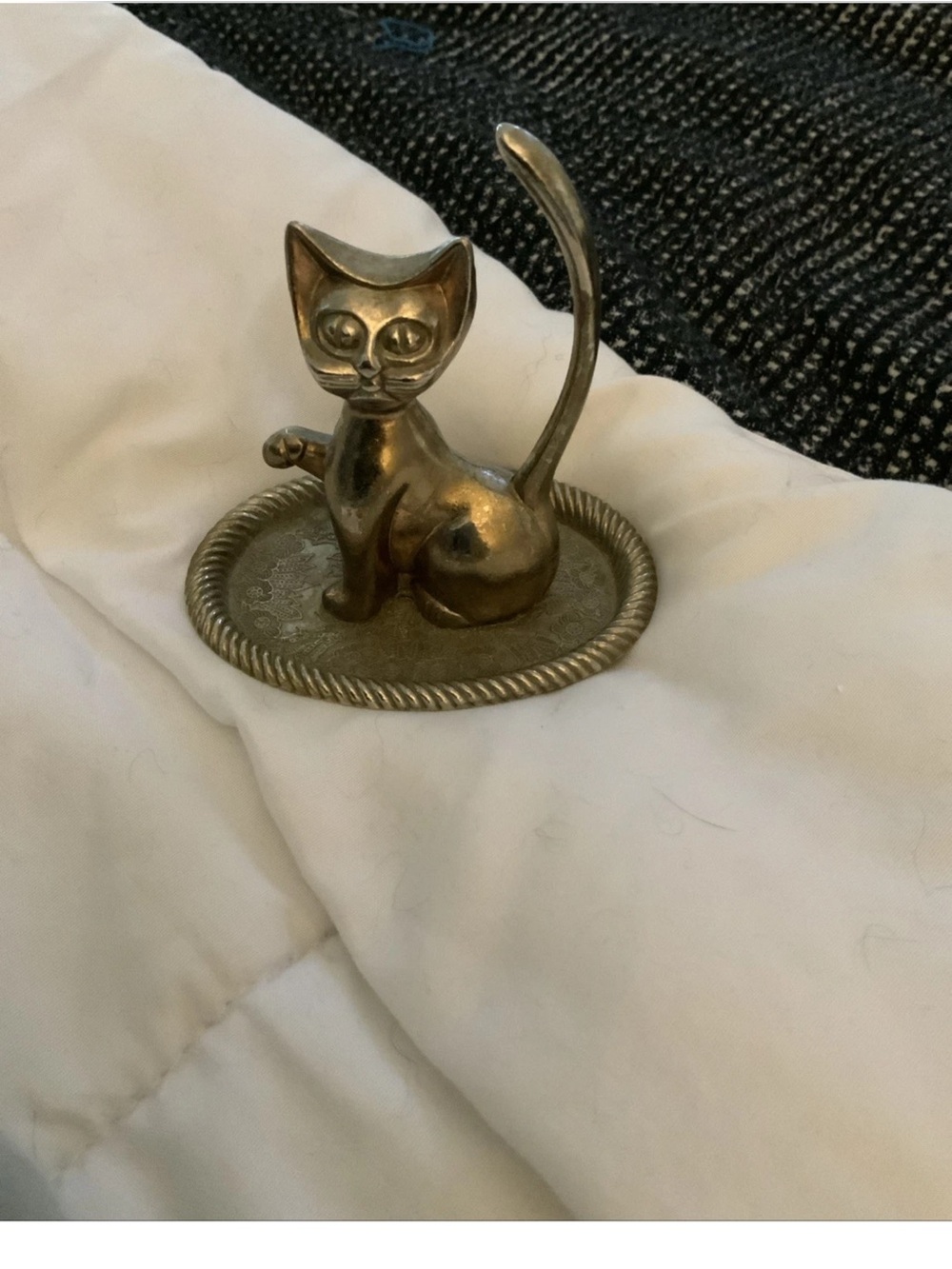 Vintage Jewelry Trinket Dish - Silver Plated Cat Ring Jewelry Holder